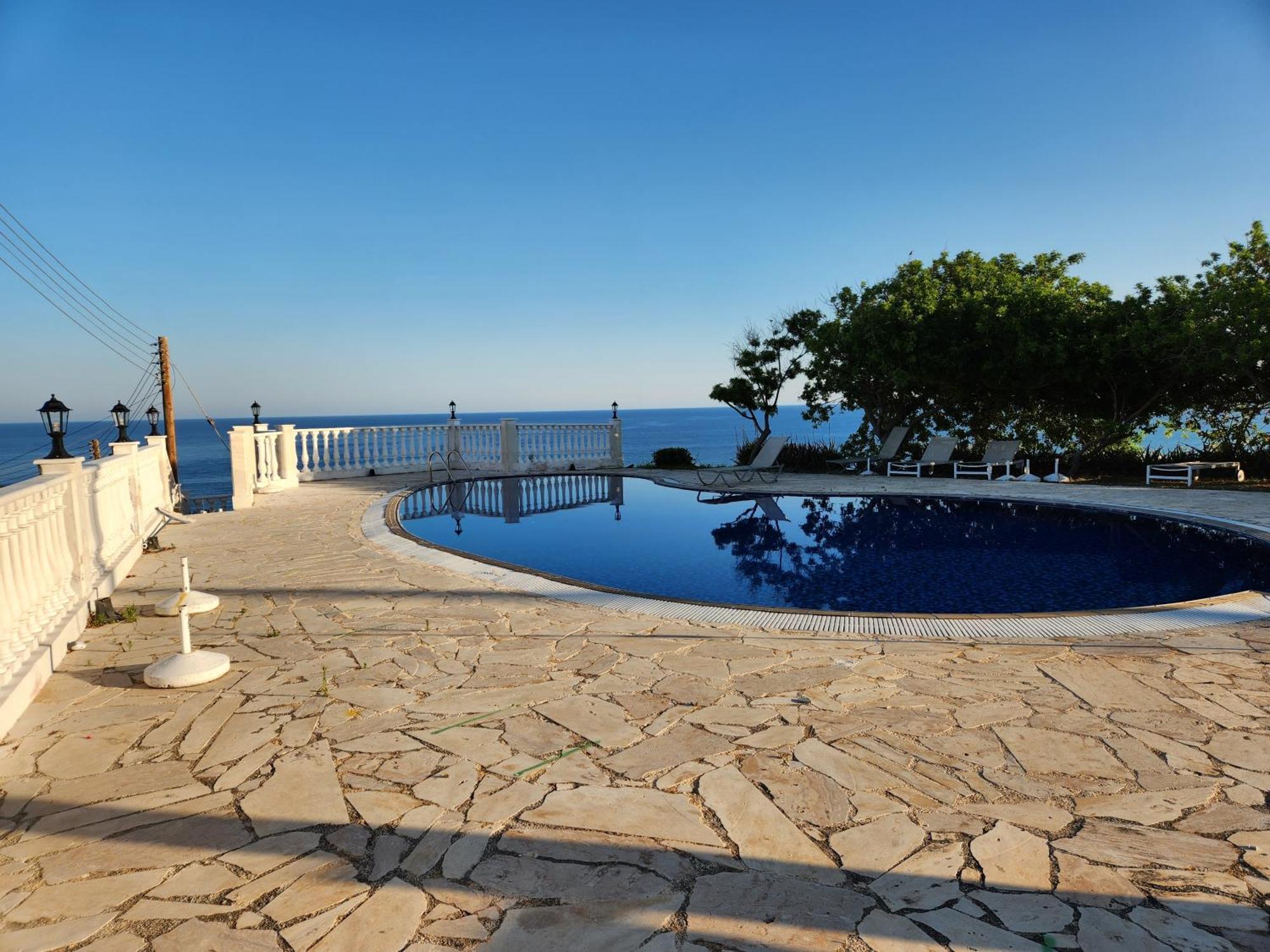 Serena Vacation Home Pomos Extérieur photo