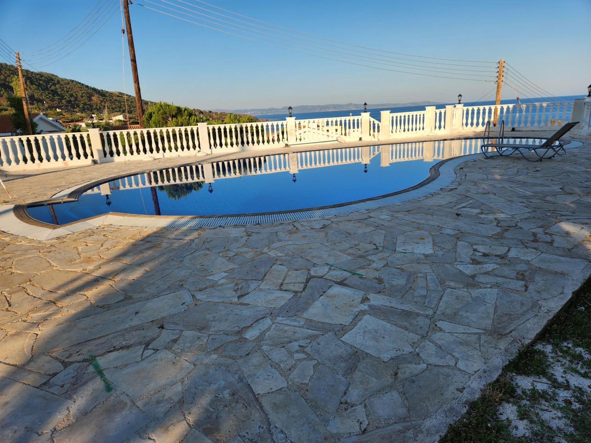 Serena Vacation Home Pomos Extérieur photo