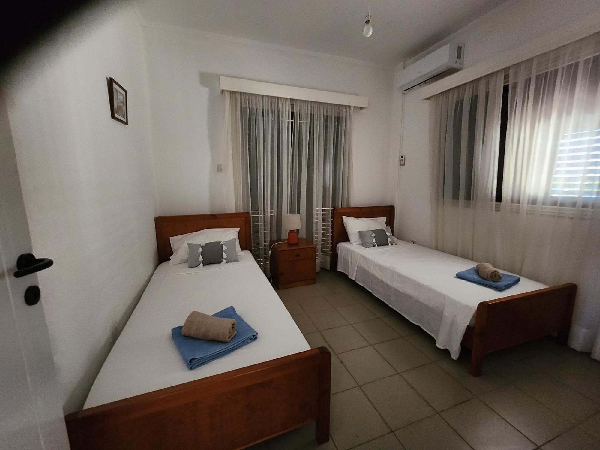 Serena Vacation Home Pomos Extérieur photo