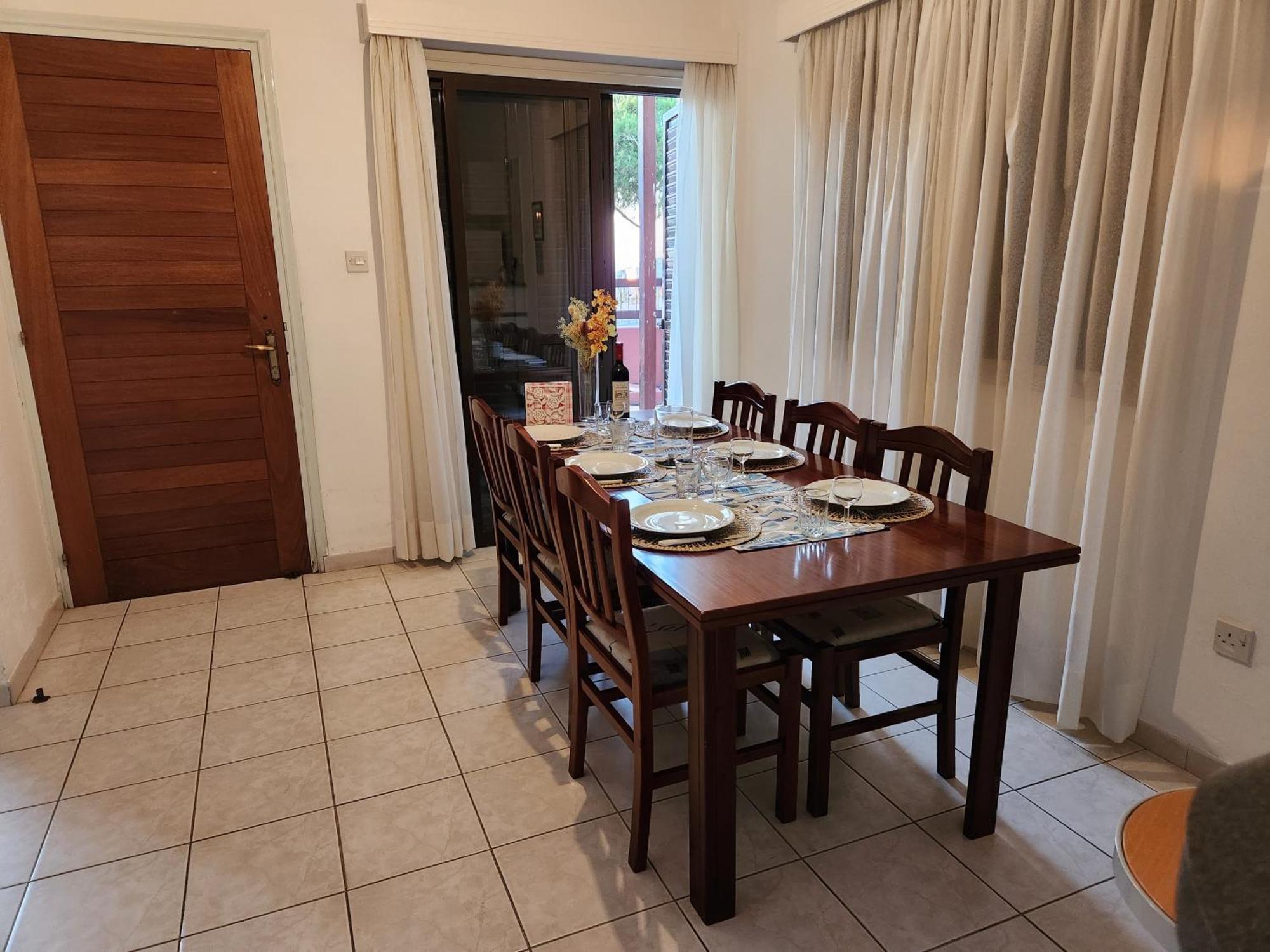 Serena Vacation Home Pomos Extérieur photo